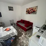 Apartmán Hukic A2 And A1 *