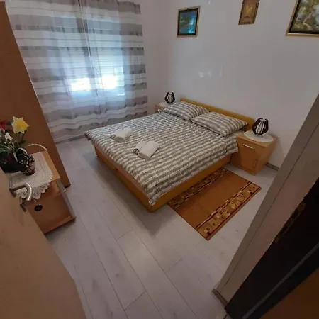 Hukic A2 And A1 Apartment