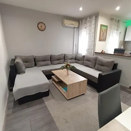 Hukic A2 And A1 Apartment *