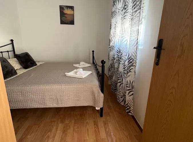 Διαμέρισμα Hukic A2 And A1