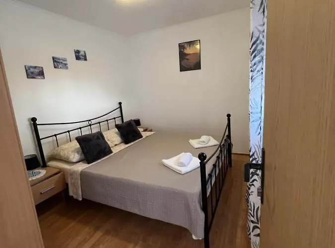 Hukic A2 And A1 Fažana